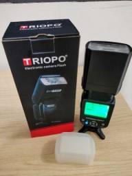 Título do anúncio: Flash Triopo Speedlight TR-950 Eletronic Camera flash