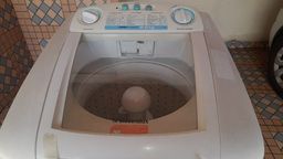 Título do anúncio: Vendo máquina de lavar  Electrolux  8 kilos
