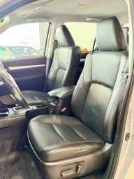 https://img.olx.com.br/thumbs256x256/95/959689190239320.jpg