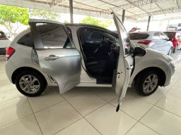 https://img.olx.com.br/thumbs256x256/95/959690440348980.jpg