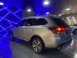 https://img.olx.com.br/thumbs256x256/96/960567884334472.jpg