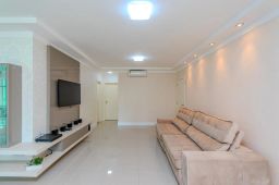 https://img.olx.com.br/thumbs256x256/96/961517284030943.jpg