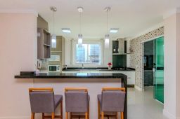 https://img.olx.com.br/thumbs256x256/96/961561646234832.jpg
