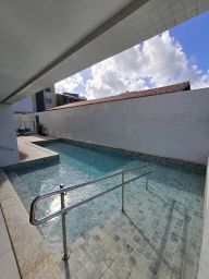 https://img.olx.com.br/thumbs256x256/96/963531642886468.jpg