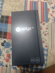 Título do anúncio: Vendo celular Motorola Edge 