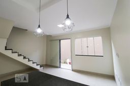 Título do anúncio: Casa de Condomínio para Aluguel - Setor Leste Vila Nova, 3 Quartos, 95 m2