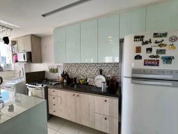 https://img.olx.com.br/thumbs256x256/96/966543397845168.jpg