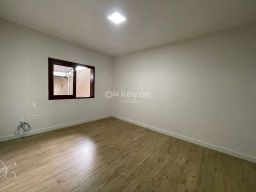 https://img.olx.com.br/thumbs256x256/96/966549521852993.jpg