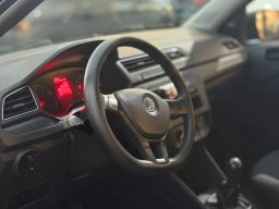 https://img.olx.com.br/thumbs256x256/96/966686208680129.jpg