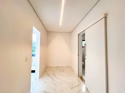https://img.olx.com.br/thumbs256x256/96/967489547172072.jpg
