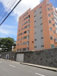 Título do anúncio: Apartamento com 3 dormitórios para alugar, 90 m² por R$ 1.000,00/mês - Centro - Fortaleza/