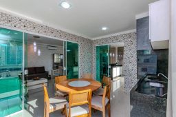 https://img.olx.com.br/thumbs256x256/96/968518167208107.jpg