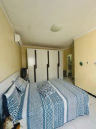 https://img.olx.com.br/thumbs256x256/96/968562408006844.jpg