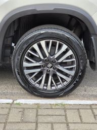 https://img.olx.com.br/thumbs256x256/96/968607333227015.jpg