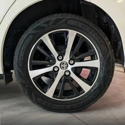 https://img.olx.com.br/thumbs256x256/96/968667527146991.jpg