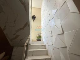 https://img.olx.com.br/thumbs256x256/96/969663679539325.jpg