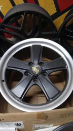 https://img.olx.com.br/thumbs256x256/96/969689321200137.jpg