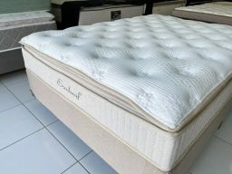 https://img.olx.com.br/thumbs256x256/97/972432326131002.jpg