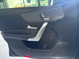 https://img.olx.com.br/thumbs256x256/97/972511266486887.jpg