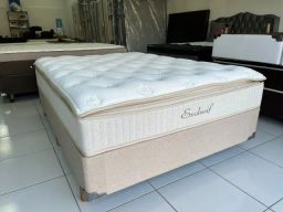 https://img.olx.com.br/thumbs256x256/97/974486444059047.jpg