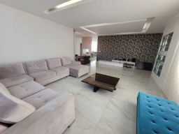 https://img.olx.com.br/thumbs256x256/97/975445818486688.jpg