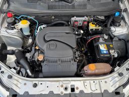 https://img.olx.com.br/thumbs256x256/97/975648170704142.jpg