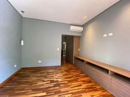 https://img.olx.com.br/thumbs256x256/97/976570528774888.jpg