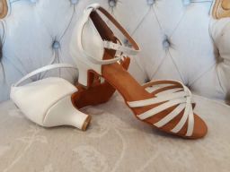 https://img.olx.com.br/thumbs256x256/97/977590728813974.jpg