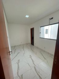 https://img.olx.com.br/thumbs256x256/97/978528634193729.jpg