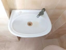 https://img.olx.com.br/thumbs256x256/97/978533755258238.jpg