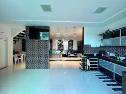 https://img.olx.com.br/thumbs256x256/98/980502393240957.jpg