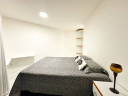 https://img.olx.com.br/thumbs256x256/98/980508524995920.jpg