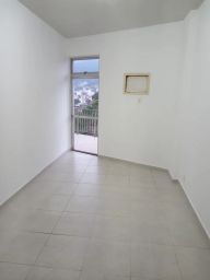 https://img.olx.com.br/thumbs256x256/98/980579407011042.jpg
