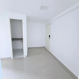 https://img.olx.com.br/thumbs256x256/98/980586046965932.jpg
