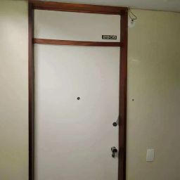 https://img.olx.com.br/thumbs256x256/98/980698514521447.jpg