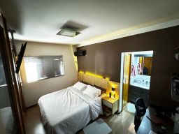 https://img.olx.com.br/thumbs256x256/98/982425479770028.jpg