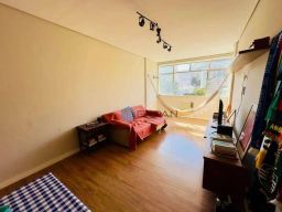 https://img.olx.com.br/thumbs256x256/98/983570765845431.jpg