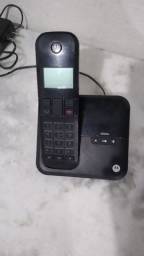 Título do anúncio: Telefone sem fio com secretaria eletrônica Motorola 
