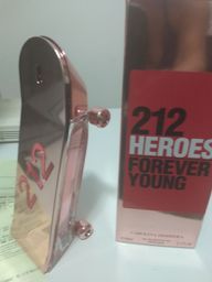Título do anúncio: Carolina Herrera  212 Heroes Forever Young 