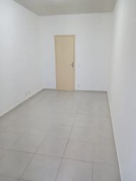 https://img.olx.com.br/thumbs256x256/98/986595882310880.jpg