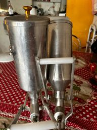 https://img.olx.com.br/thumbs256x256/98/987509142657152.jpg