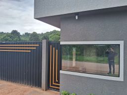 https://img.olx.com.br/thumbs256x256/98/987518608269054.jpg