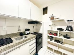 https://img.olx.com.br/thumbs256x256/98/987570409431464.jpg