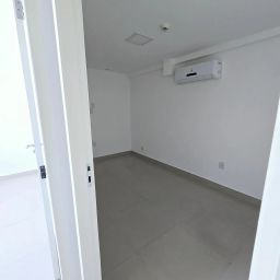 https://img.olx.com.br/thumbs256x256/98/987590049072052.jpg