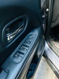 https://img.olx.com.br/thumbs256x256/98/987607850473359.jpg