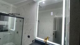https://img.olx.com.br/thumbs256x256/98/988640310210995.jpg
