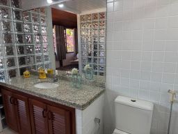 https://img.olx.com.br/thumbs256x256/98/989503274495457.jpg