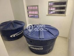 https://img.olx.com.br/thumbs256x256/98/989567409127458.jpg