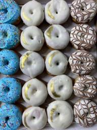 Título do anúncio: Mini Donuts para festa 