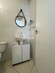 https://img.olx.com.br/thumbs256x256/99/990575762170813.jpg